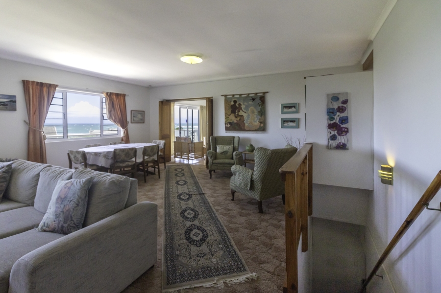 7 Bedroom Property for Sale in West Beach Eastern Cape